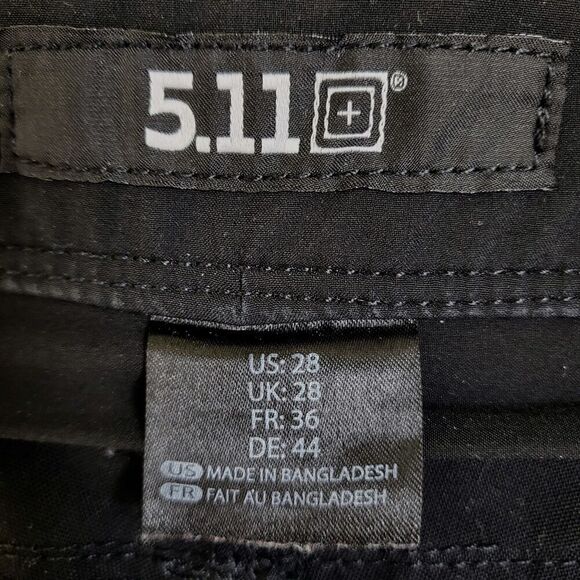 5.11 TACTICAL APEX 11" Short 73334 Outdoor Field Black Size 28 READ DESC - Picture 3 of 8